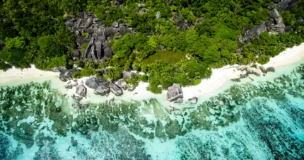 Discover Praslin 5 Days & 4 Nights